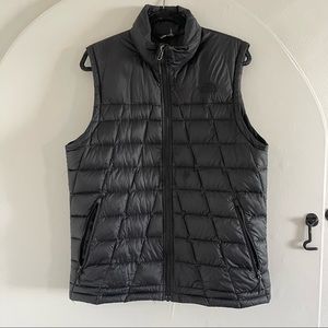 North Face Vest - M, All-Black